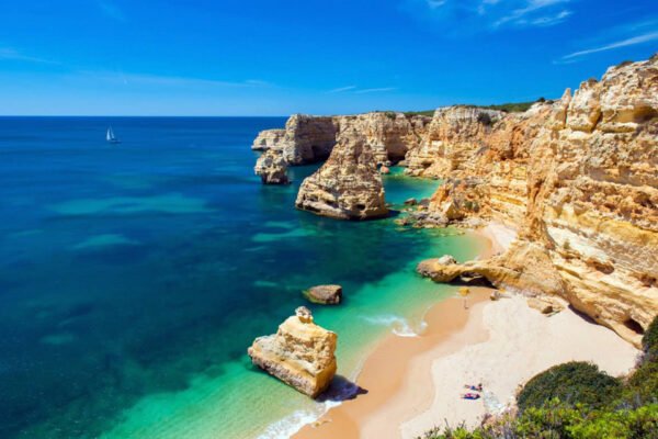 Gorgeous beach in Algarve
